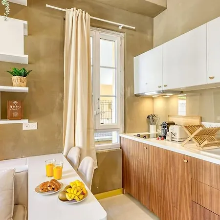 Апартаменты Luxury - Jacuzzi Et Sauna