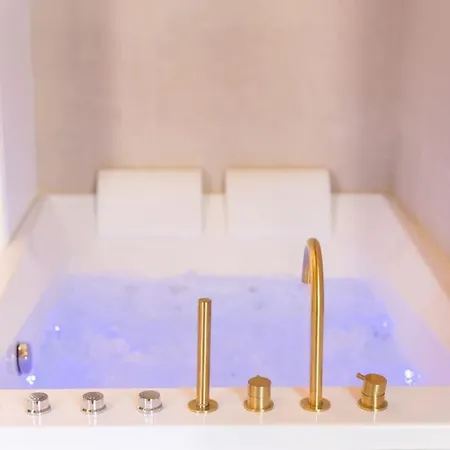Luxury - Jacuzzi Et Sauna Апартаменты Арпажон